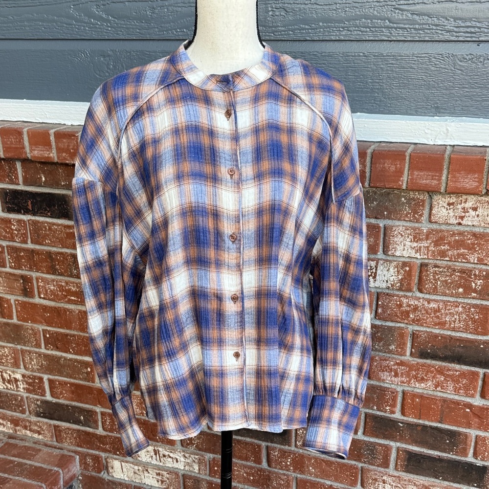 Gianni Bini Blue Tan Plaid Button Down Blouse Size XL Cotton Raglan Long Sleeve